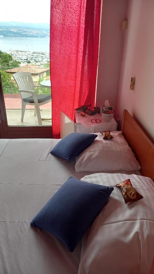 Salyna "Rooms Bela" Ičići エクステリア 写真